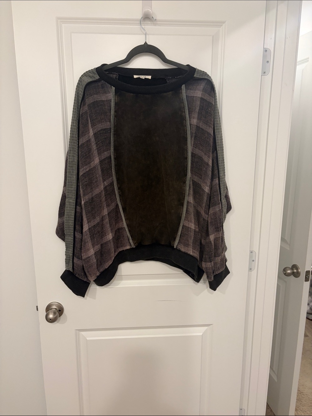 NWOT Oli & Hali Plaid Mixed-Media Pullover Top - Olive & Gray